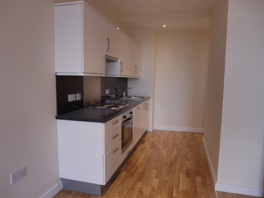 Property photo 1 of 4 Kitchen