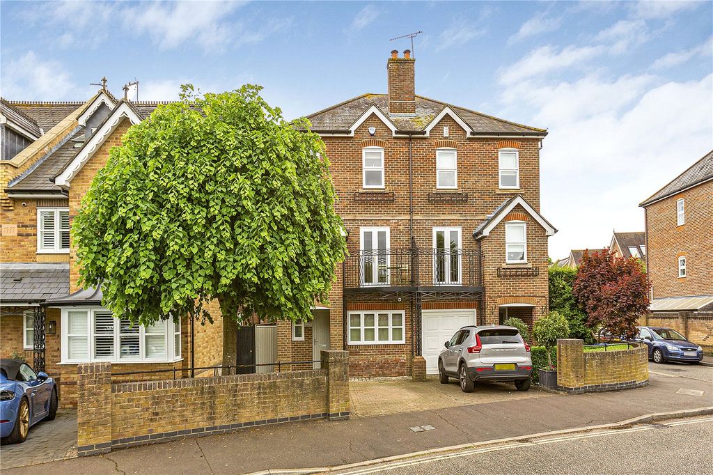 Property photo 1 of 13 Picture No. 02