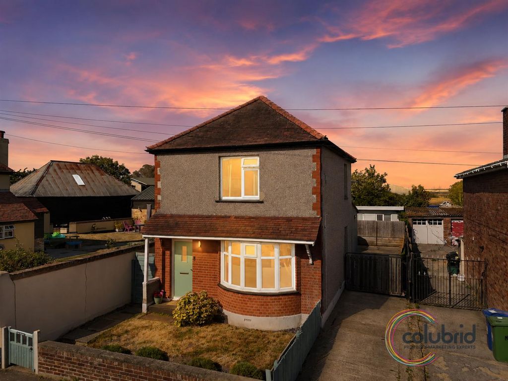 Property photo 1 of 24