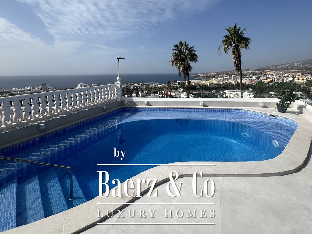 Property photo 2 of 43