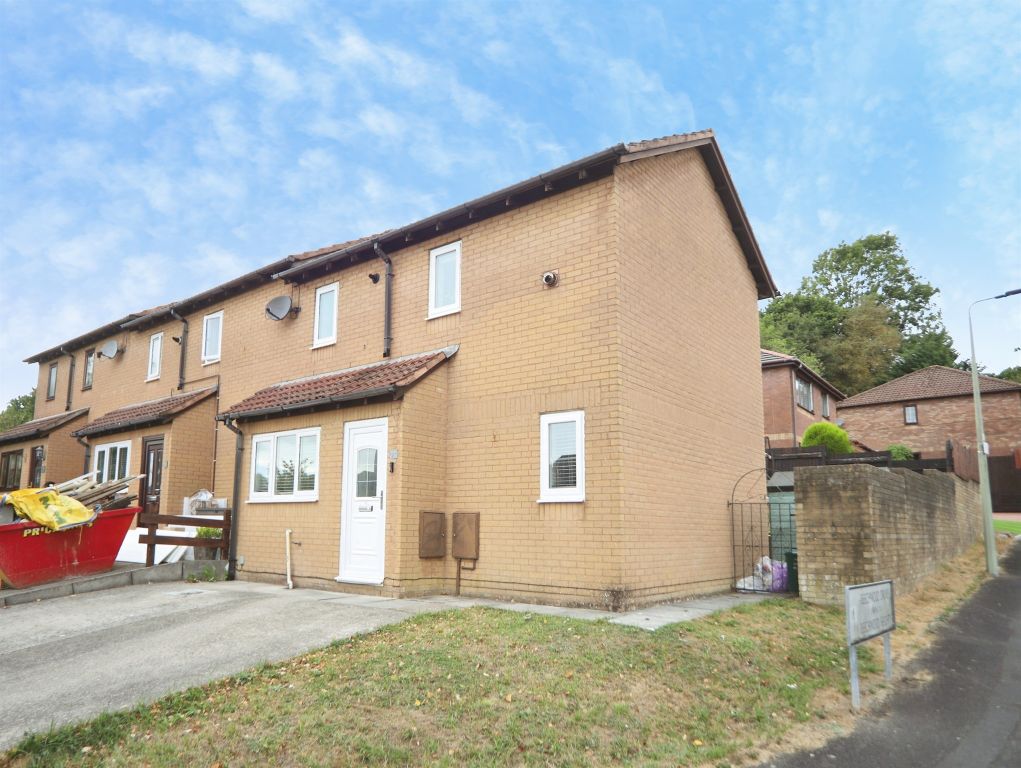 Property photo 2 of 13