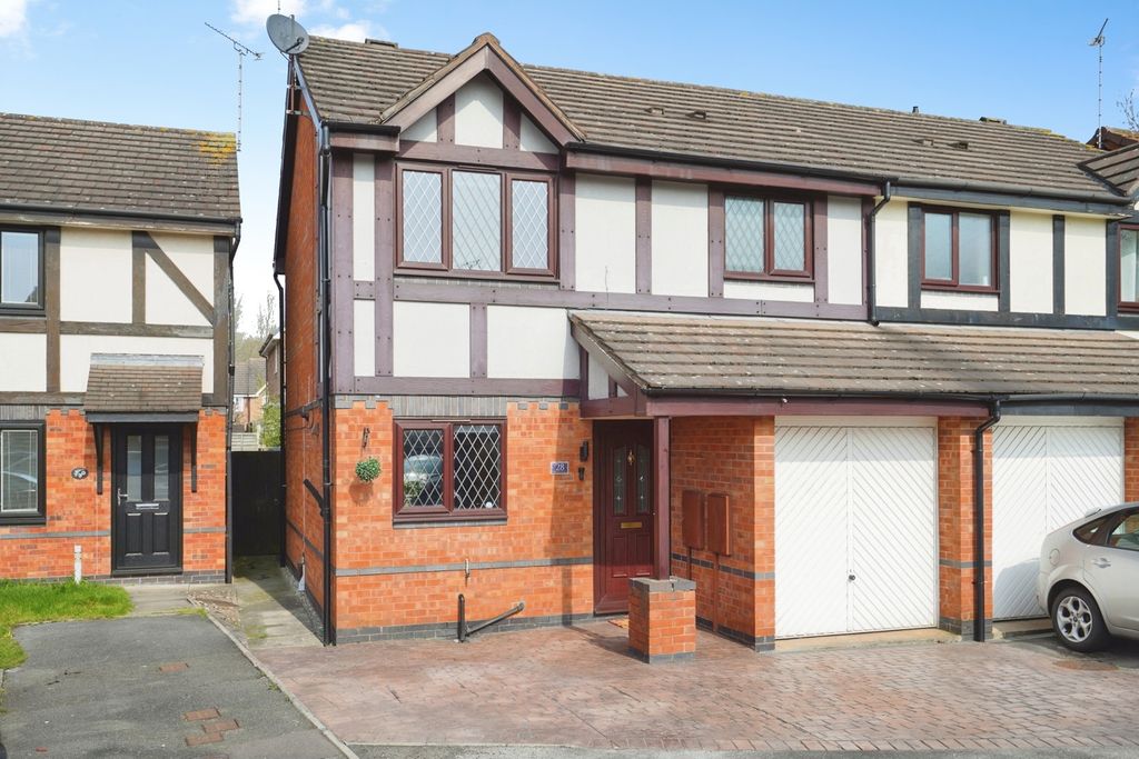 Property photo 1 of 19 Front