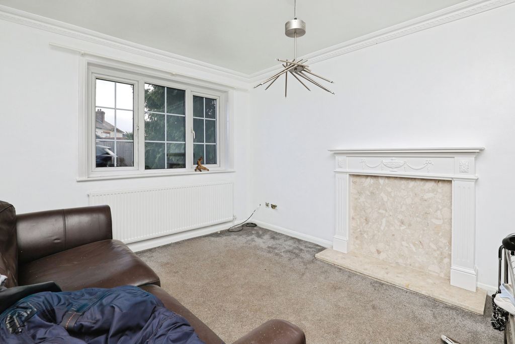 Property photo 2 of 27 130A8447