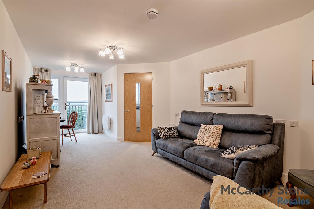 Property photo 3 of 15 Living Room;