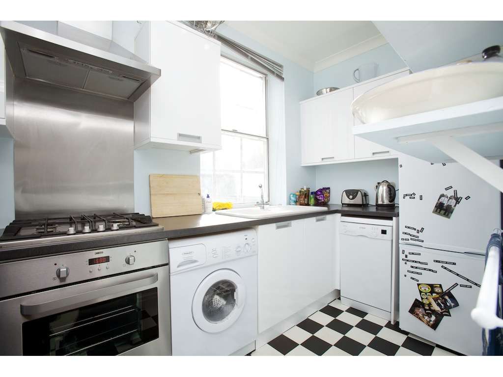 Property photo 2 of 7 A (4)