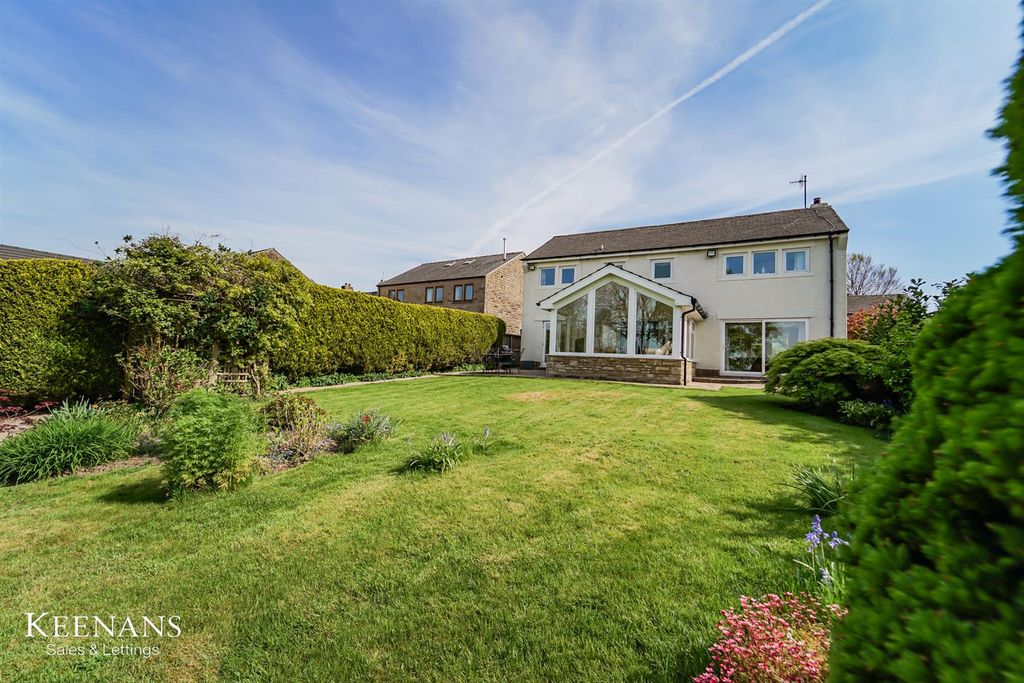 Property photo 1 of 49
