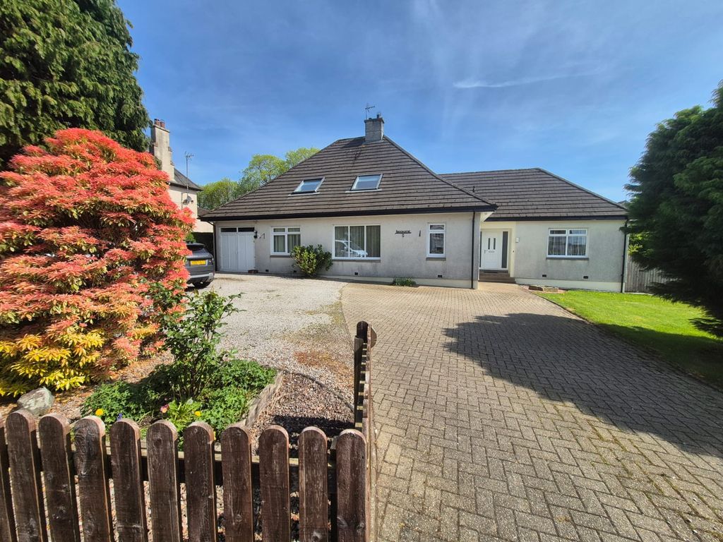 Property photo 1 of 21