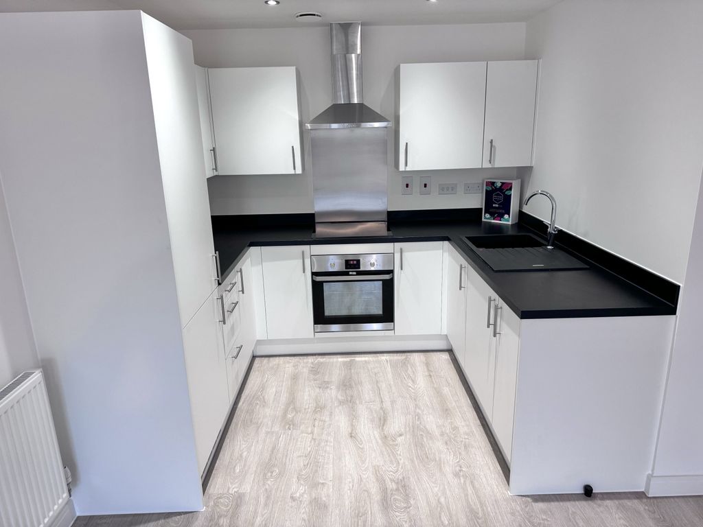 Property photo 2 of 13 Img_1174