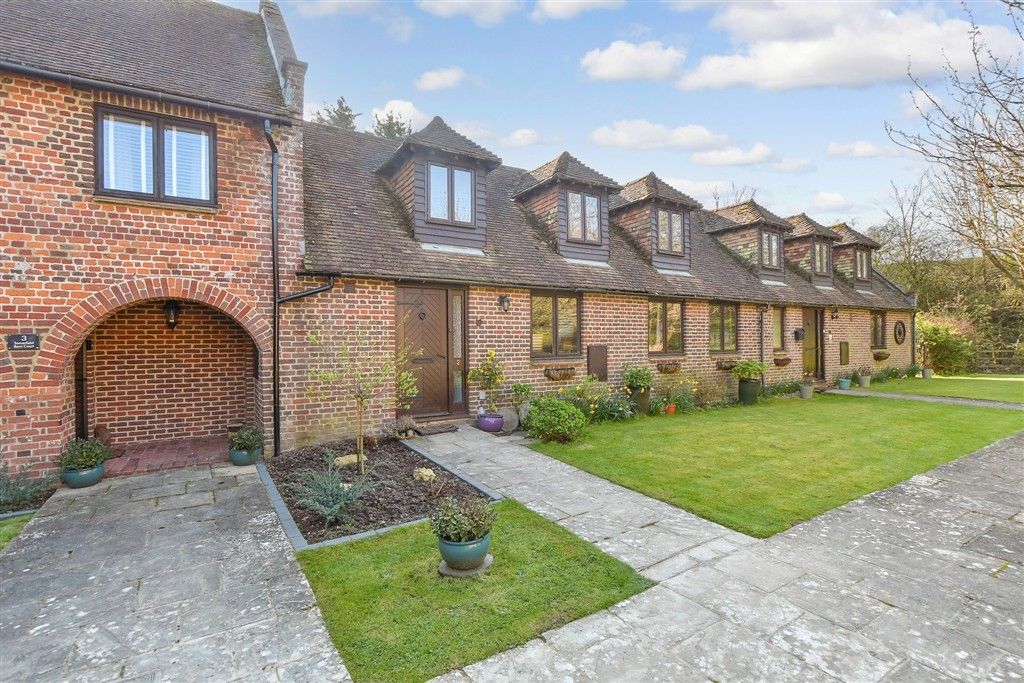 Property photo 1 of 18 External (Web)