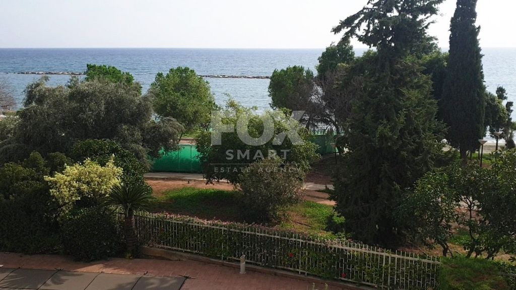 Property photo 1 of 17 4-Bedroom Front-Line Apartment | 210 Sq.m | Agios Tychonas