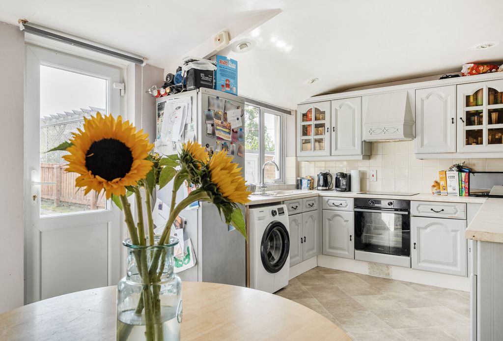 Property photo 2 of 23 1316802-14-68679A...