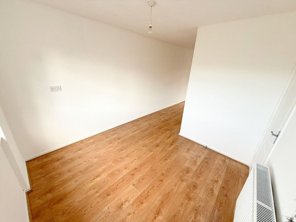 Property photo 3 of 12 Whatsapp Image 2025-11-18 At 11.19.07 (1)