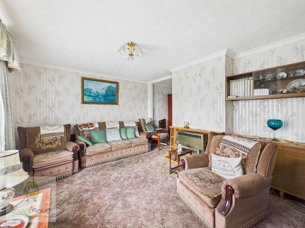 Property photo 2 of 13 Living Room