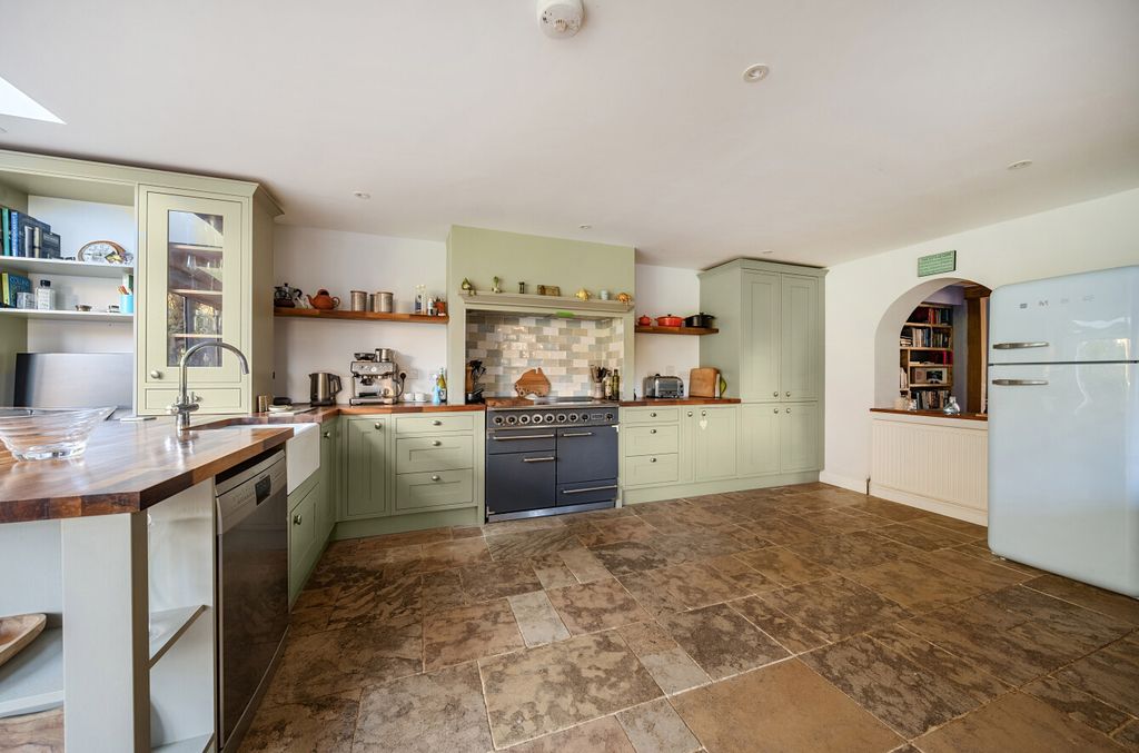 Property photo 3 of 22 1362938-13-68Fb49...