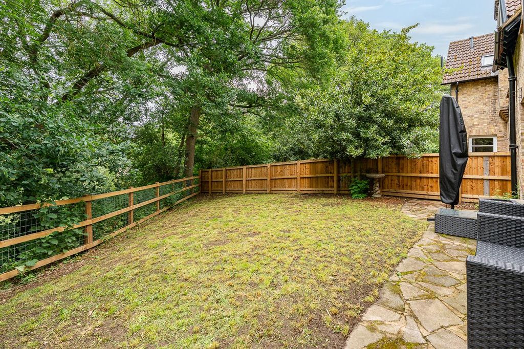 Property photo 2 of 26 External-Smalll-4.Jpg