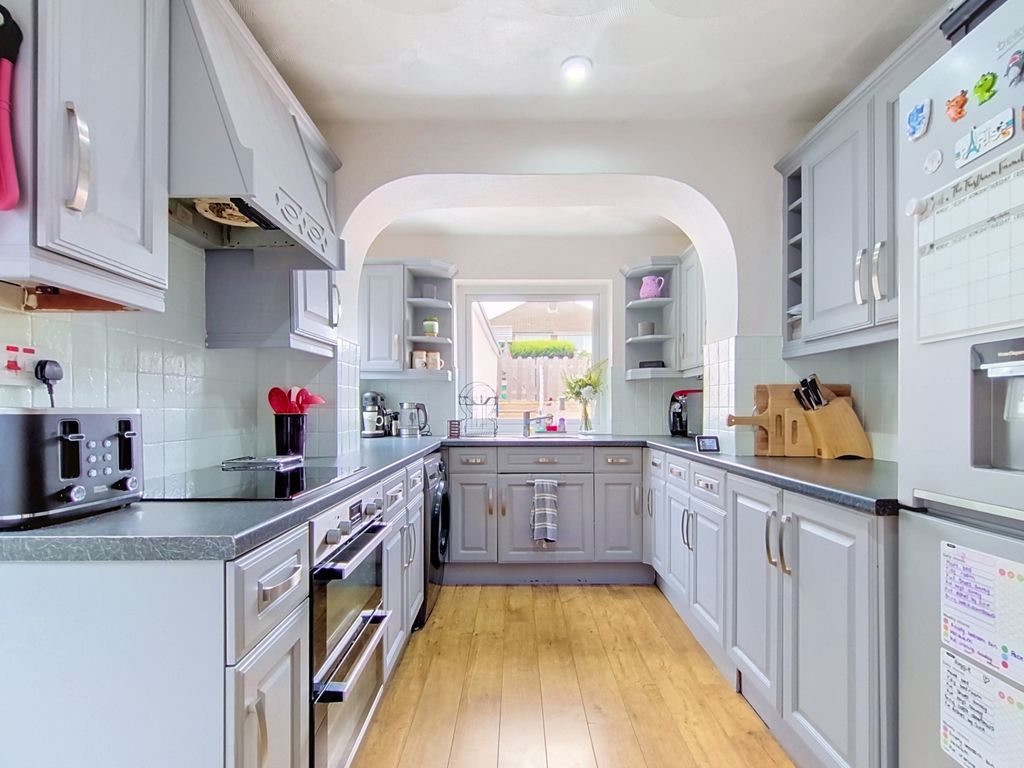 Property photo 2 of 18 44-Hightown-Rd_00009