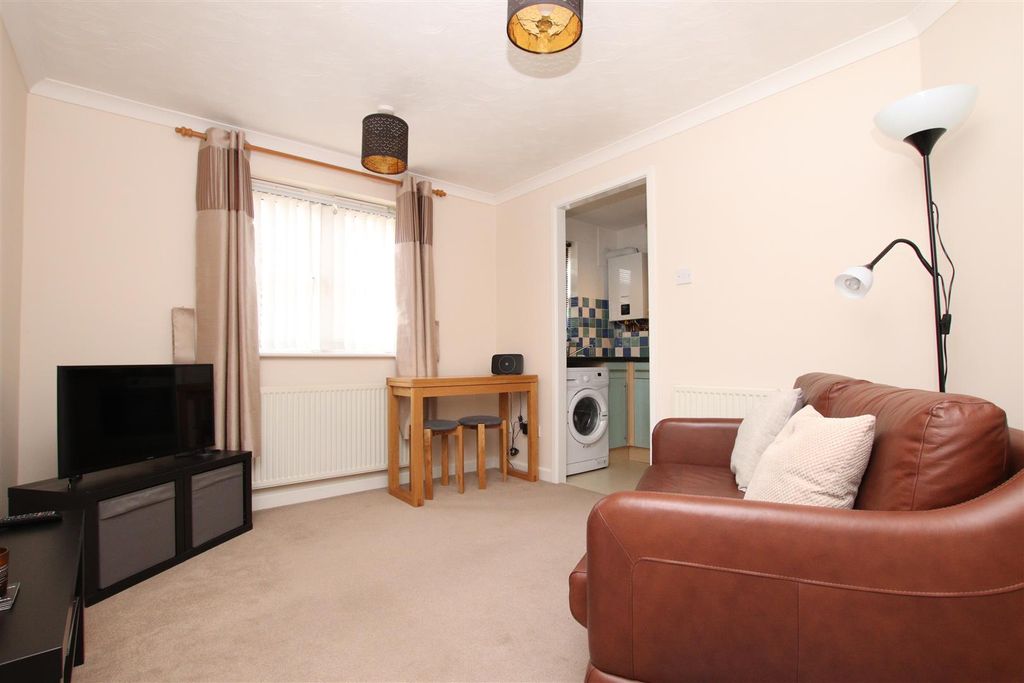 Property photo 2 of 6 Living Room.Jpg