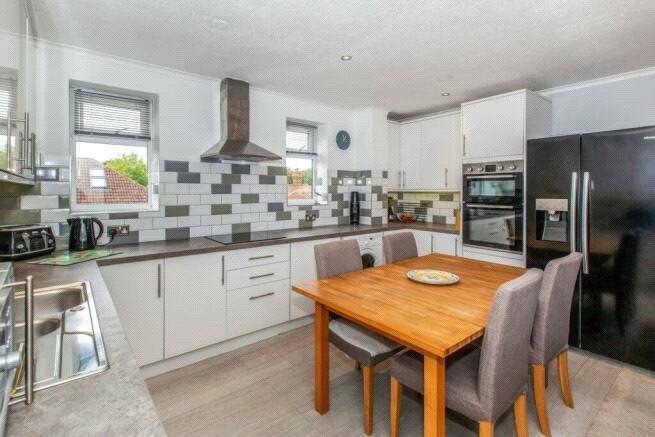 Property photo 3 of 13 Kitchen