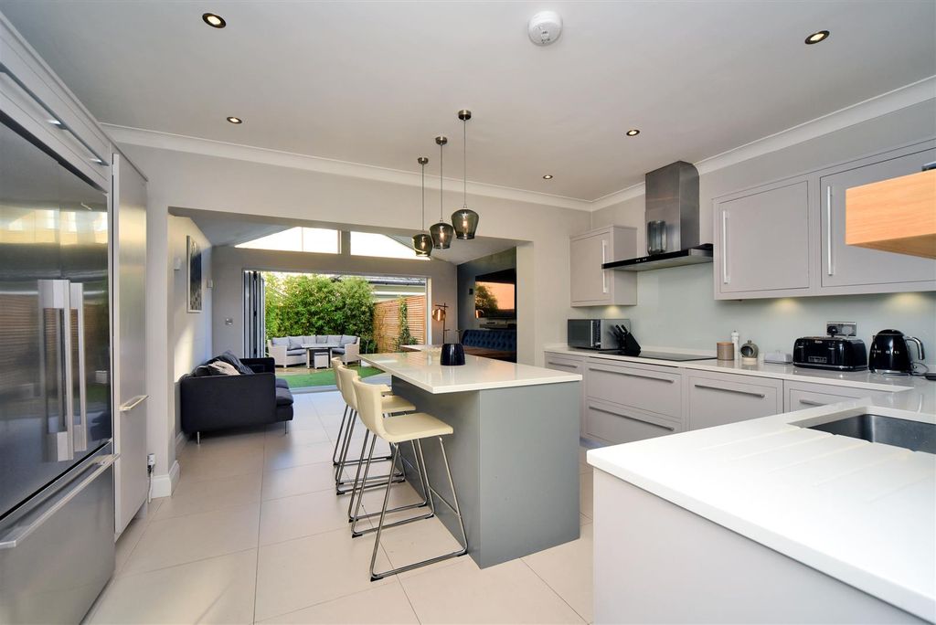 Property photo 2 of 17 Dsc_9493.Jpg