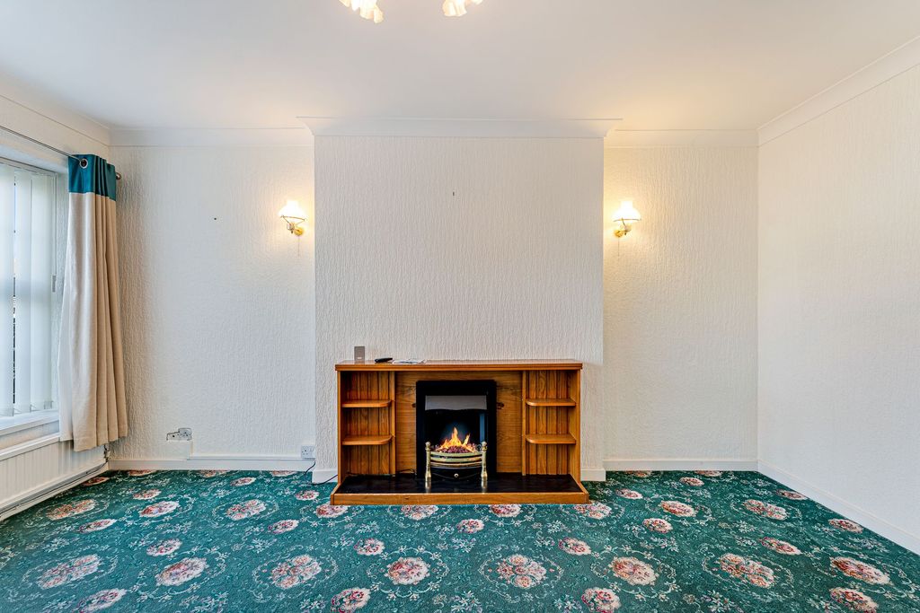 Property photo 3 of 30