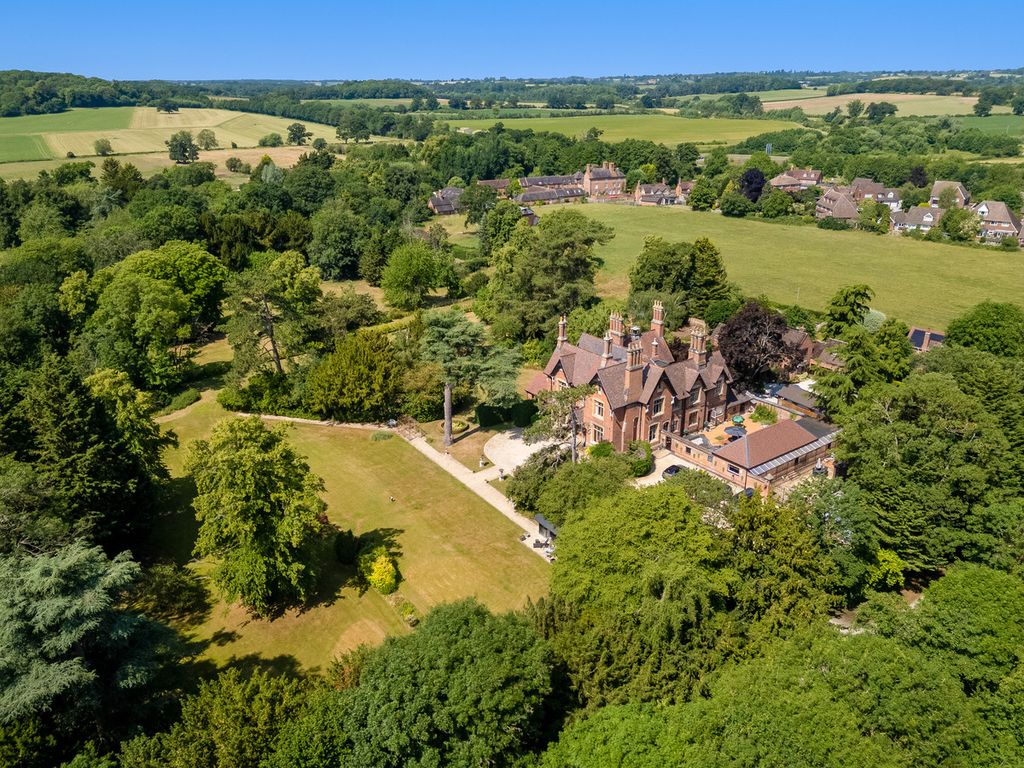 Property photo 2 of 41