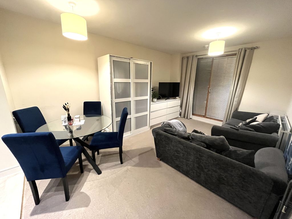 Property photo 3 of 6