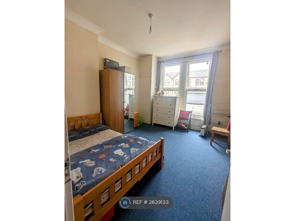 Property photo 2 of 4
