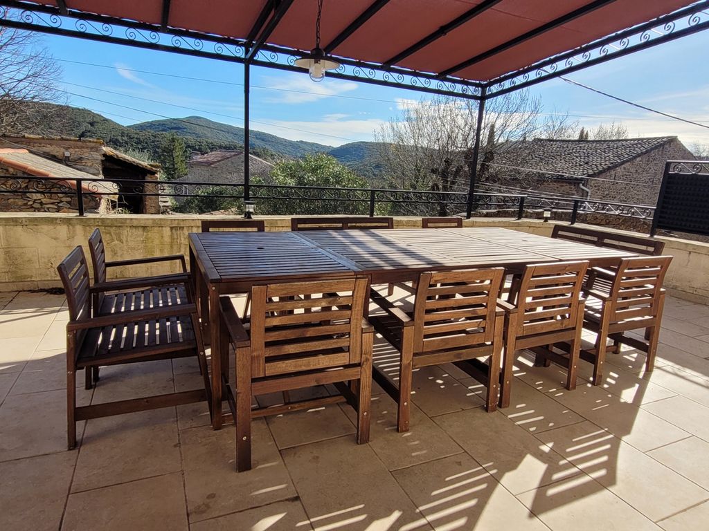 Property photo 3 of 27