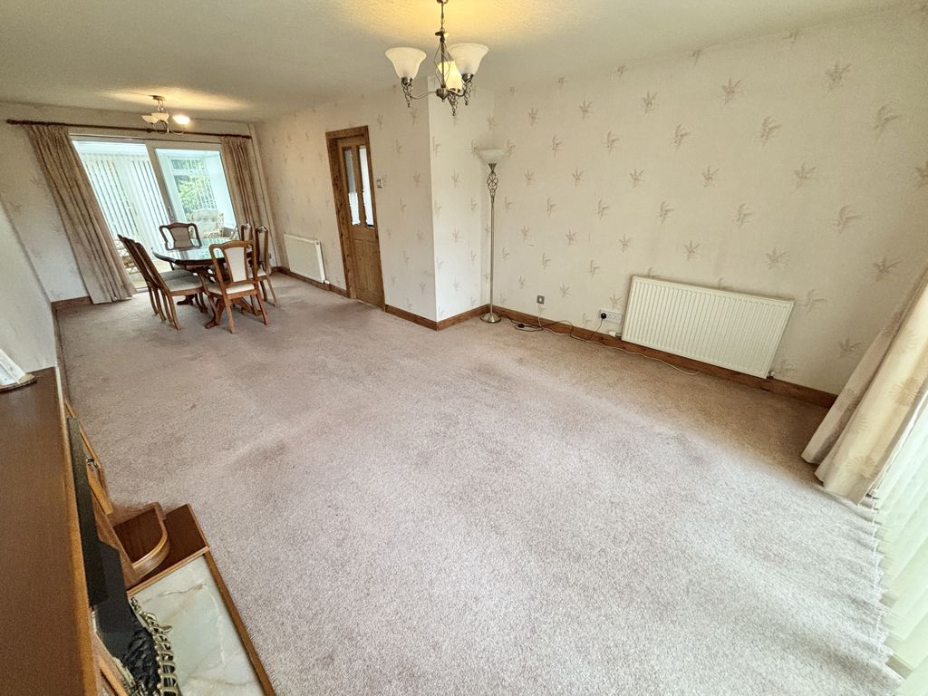 Property photo 3 of 30