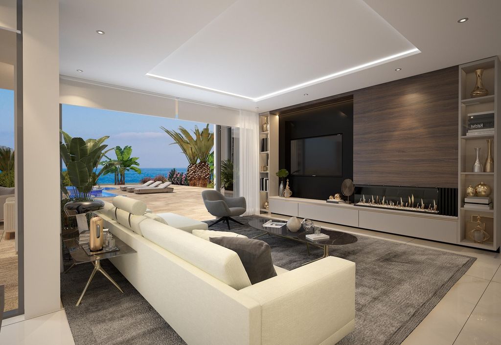 Property photo 3 of 18