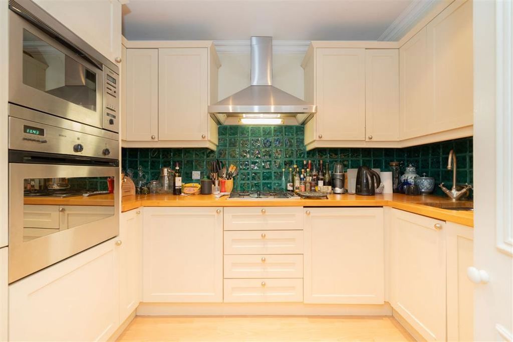 Property photo 3 of 5