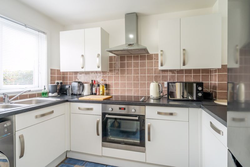 Property photo 3 of 13 Photo 6