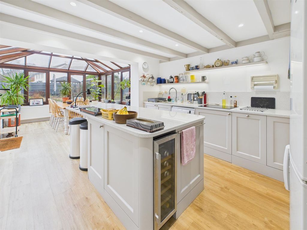 Property photo 2 of 26 Kitchen