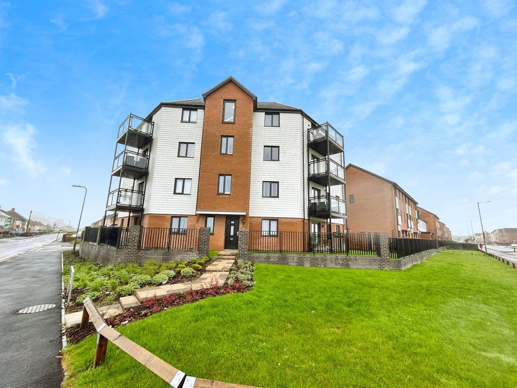 Property photo 1 of 9