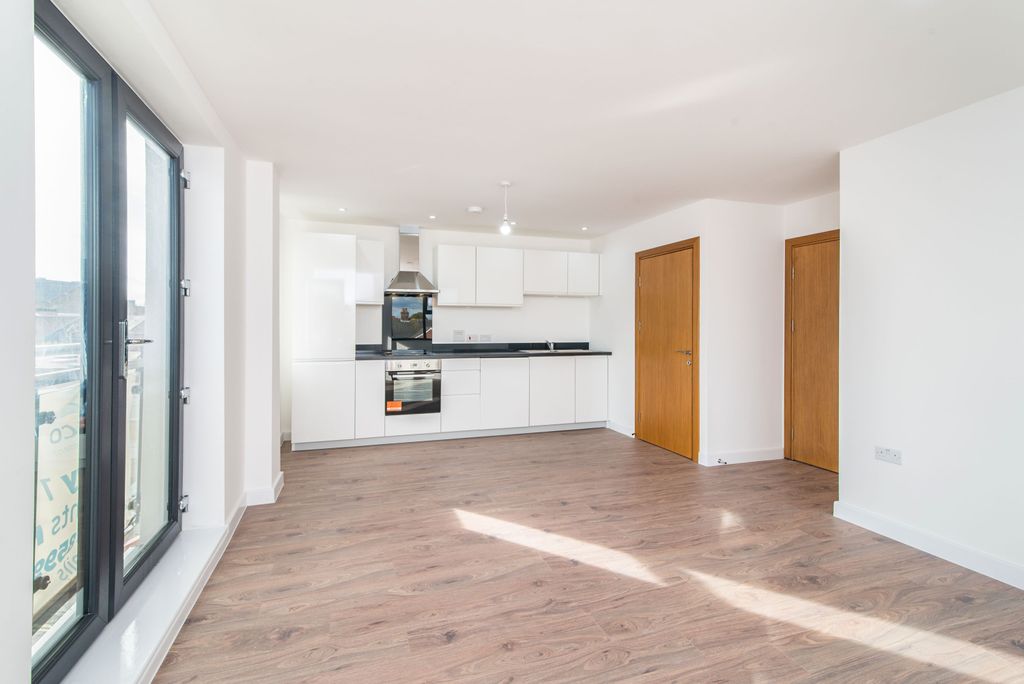 Property photo 2 of 5