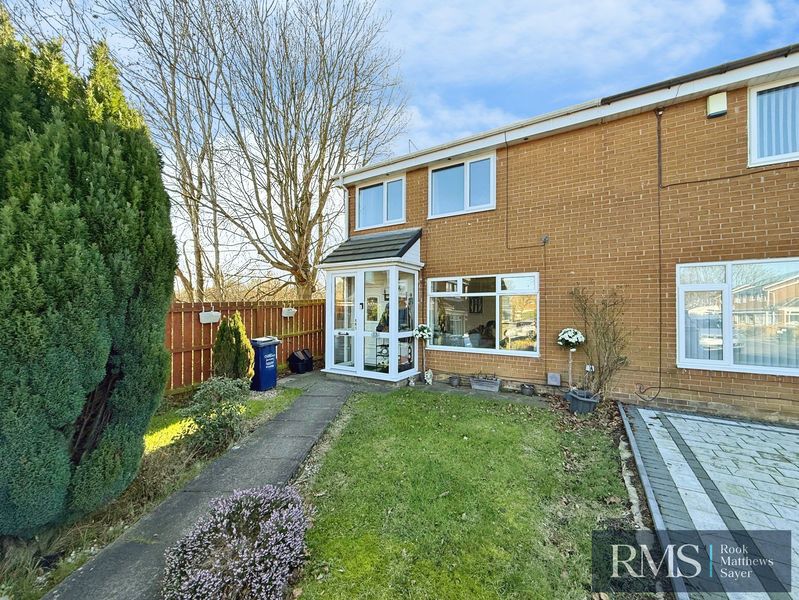 Property photo 1 of 10 Photo 4