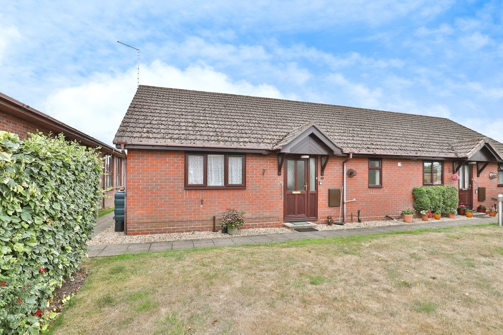 Property photo 1 of 17 Photo