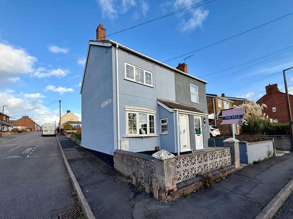 Property photo 1 of 20