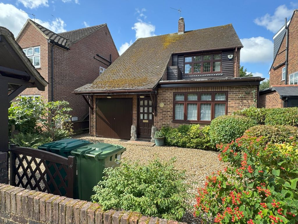 Property photo 1 of 12