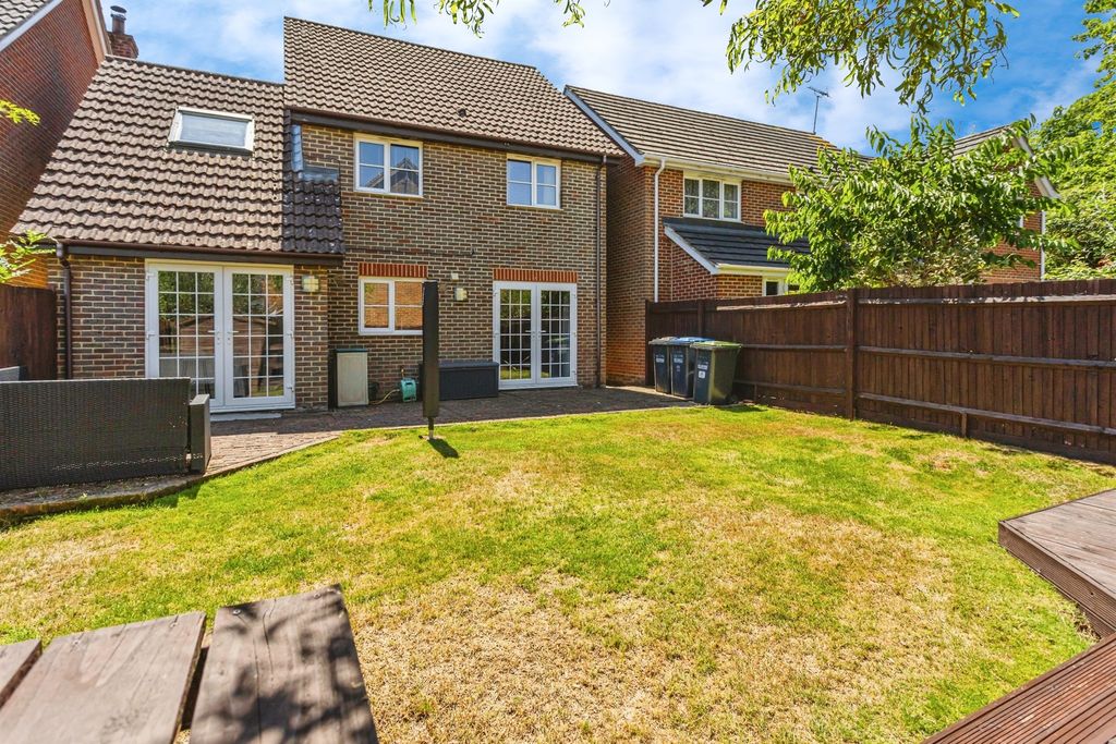Property photo 2 of 22