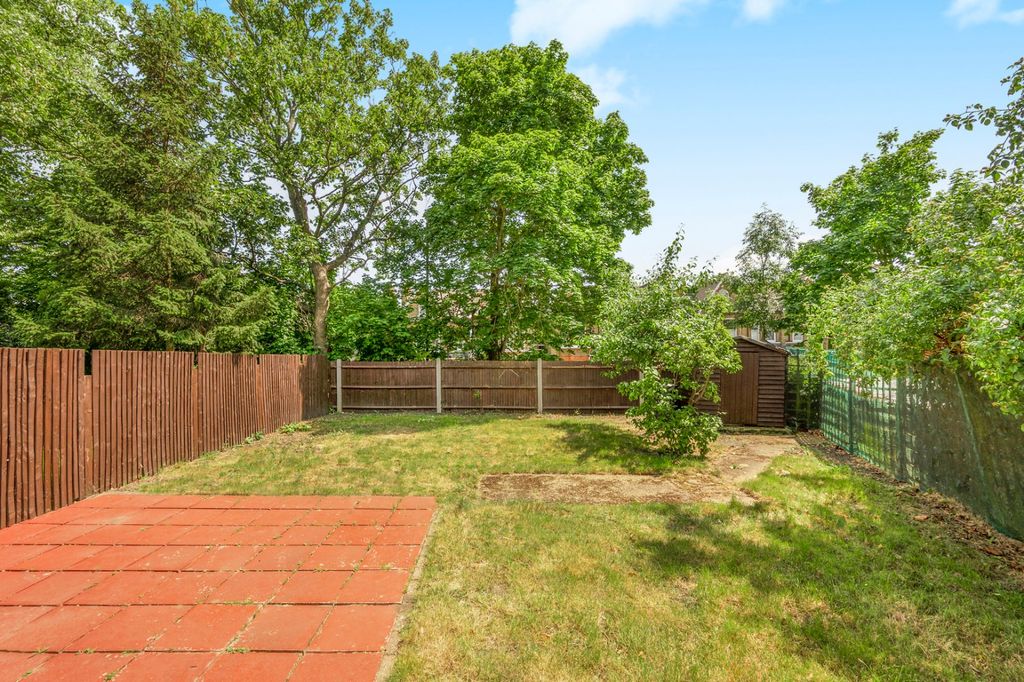 Property photo 2 of 24