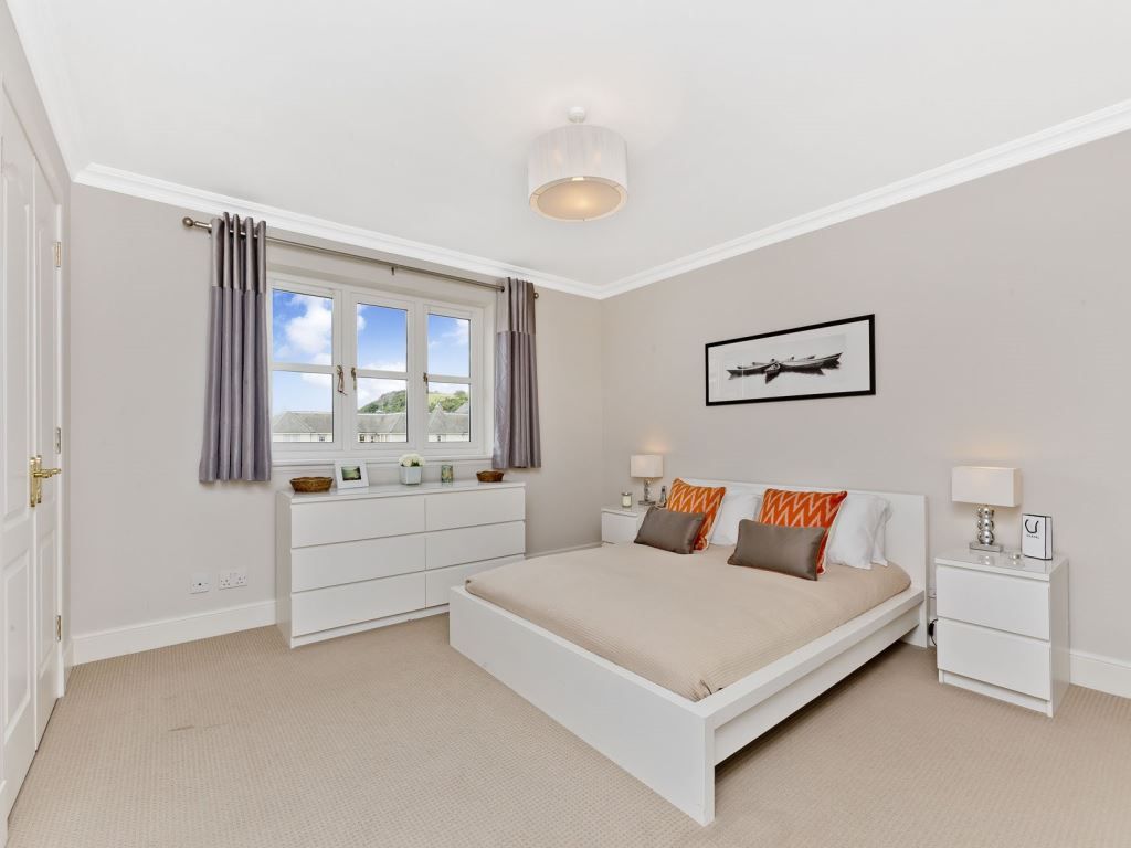 Property photo 2 of 5 Photo 2