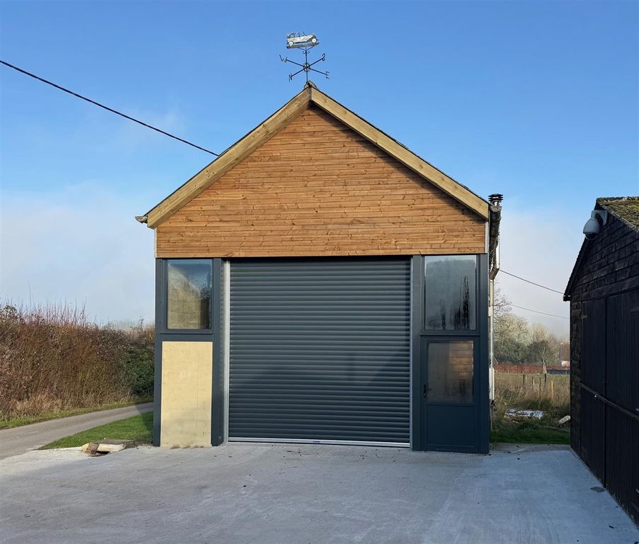 Property photo 1 of 3 The Old Workshop, Westover 2.Jpg