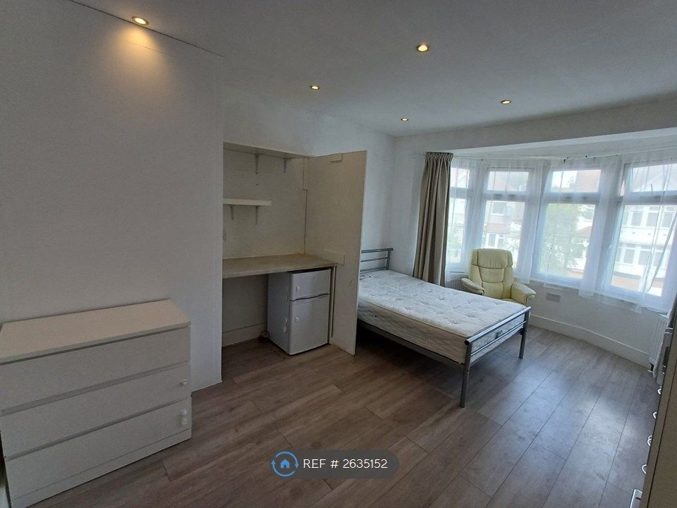 Property photo 1 of 4