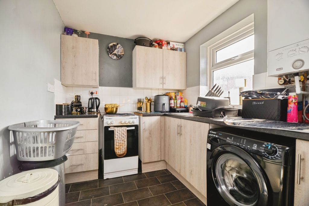 Property photo 2 of 11 Efaba103-530E-F011-998A-6045Bdfc7E48