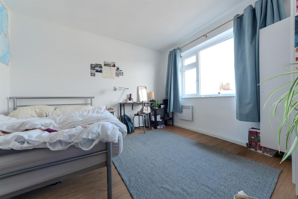 Property photo 2 of 5 Dsc_0197-2.Jpg