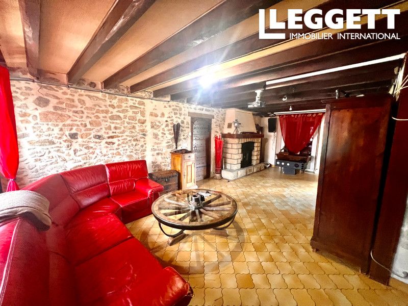 Property photo 2 of 10