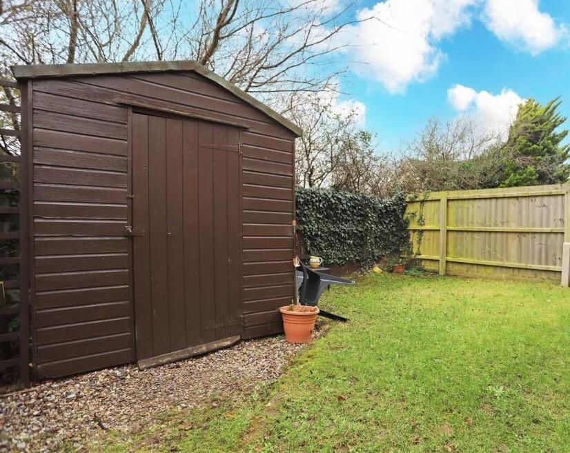 Property photo 2 of 10 Outside (4).Jpeg