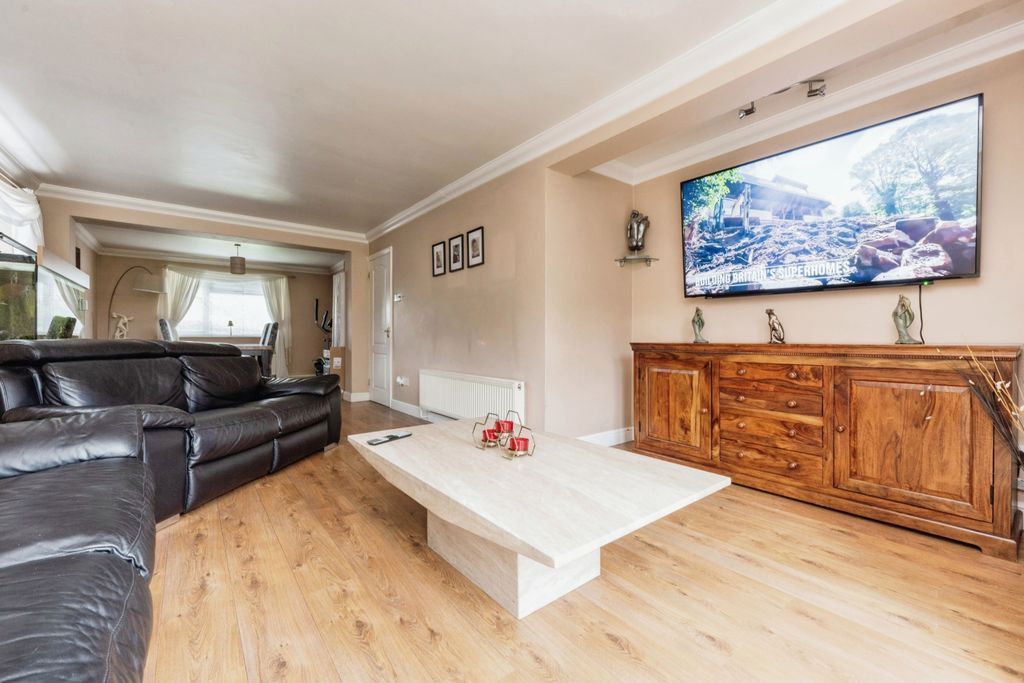 Property photo 3 of 16 Photography