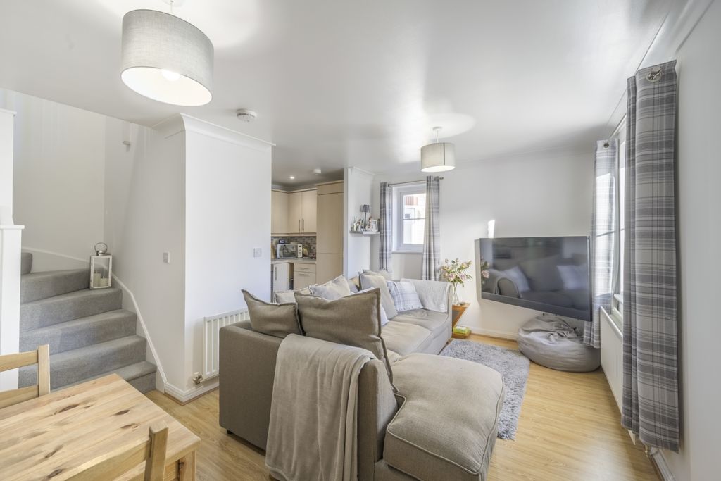 Property photo 2 of 13 Dsc_1255Hdr-Edit